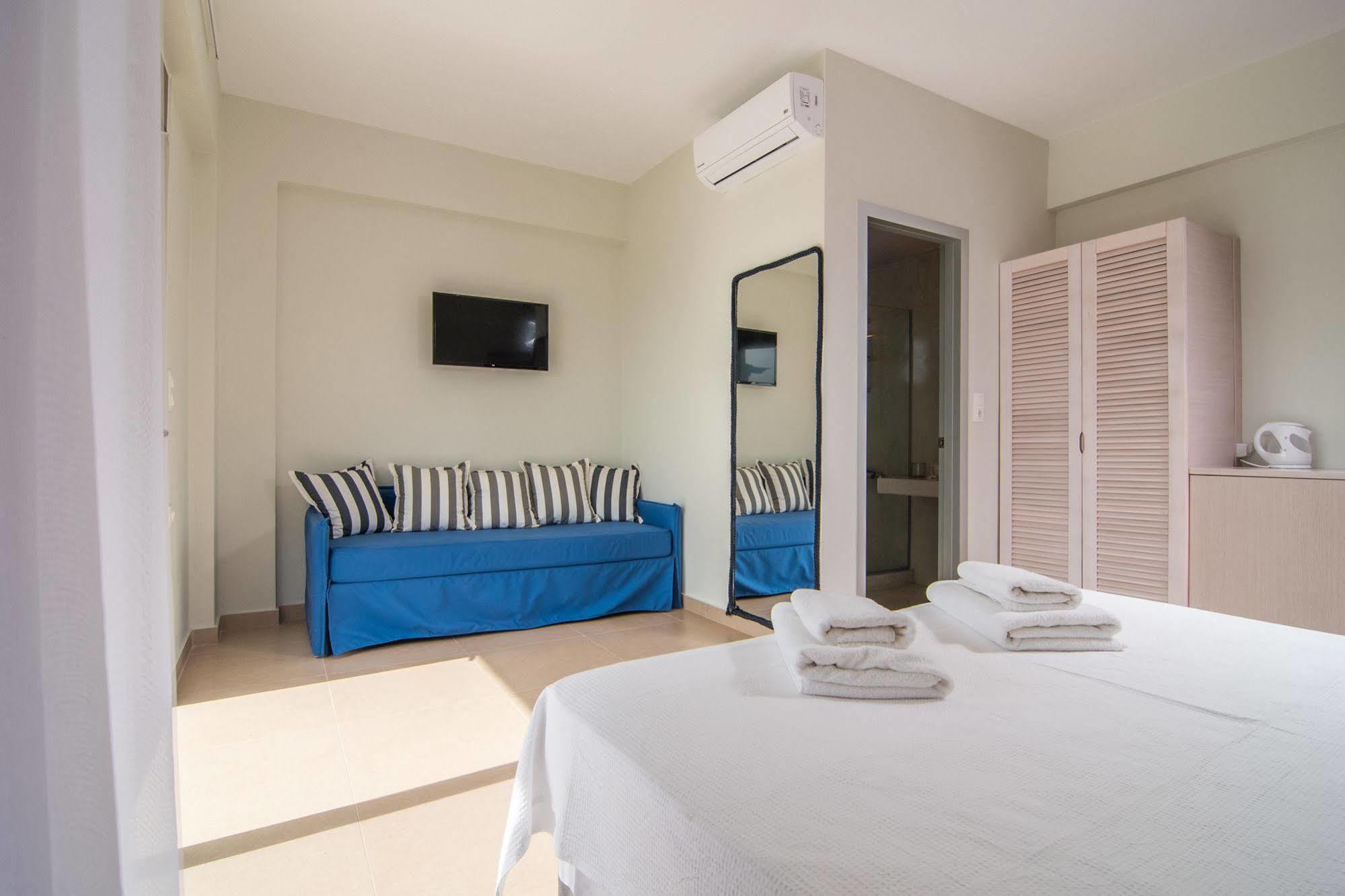 Hôtel Blue Horizon à Paleóchora Extérieur photo